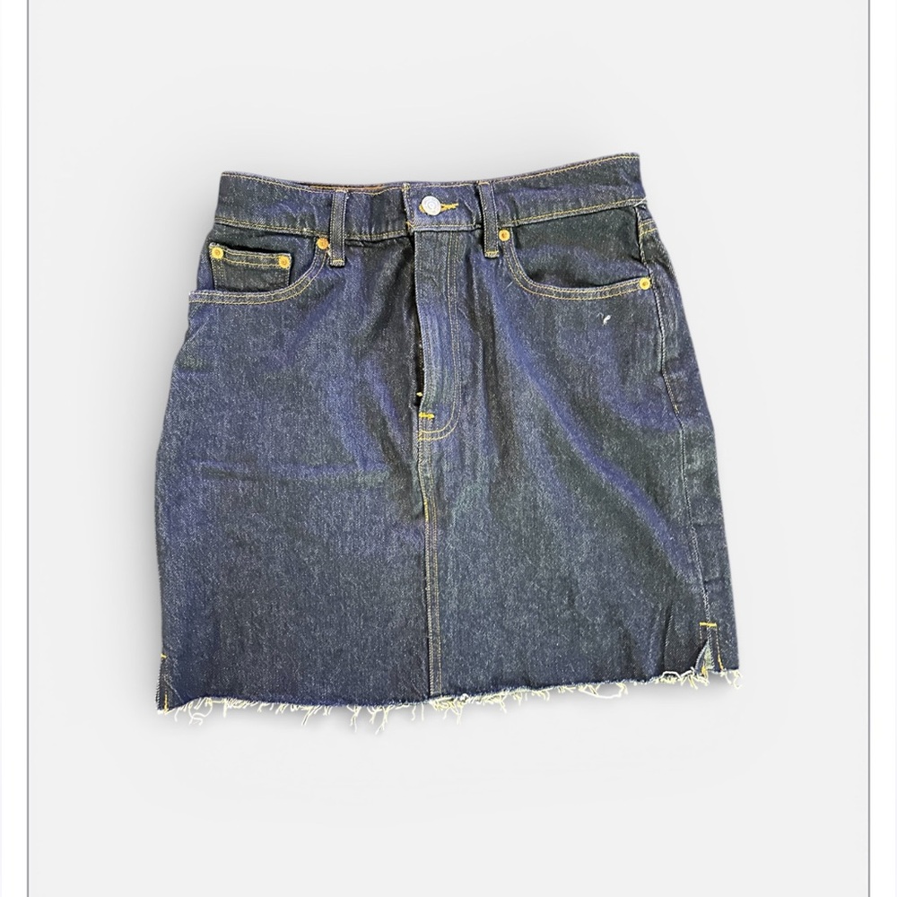 Lucky Brand Denim Mini Skirt with Frayed Hem size 6/28 NWT